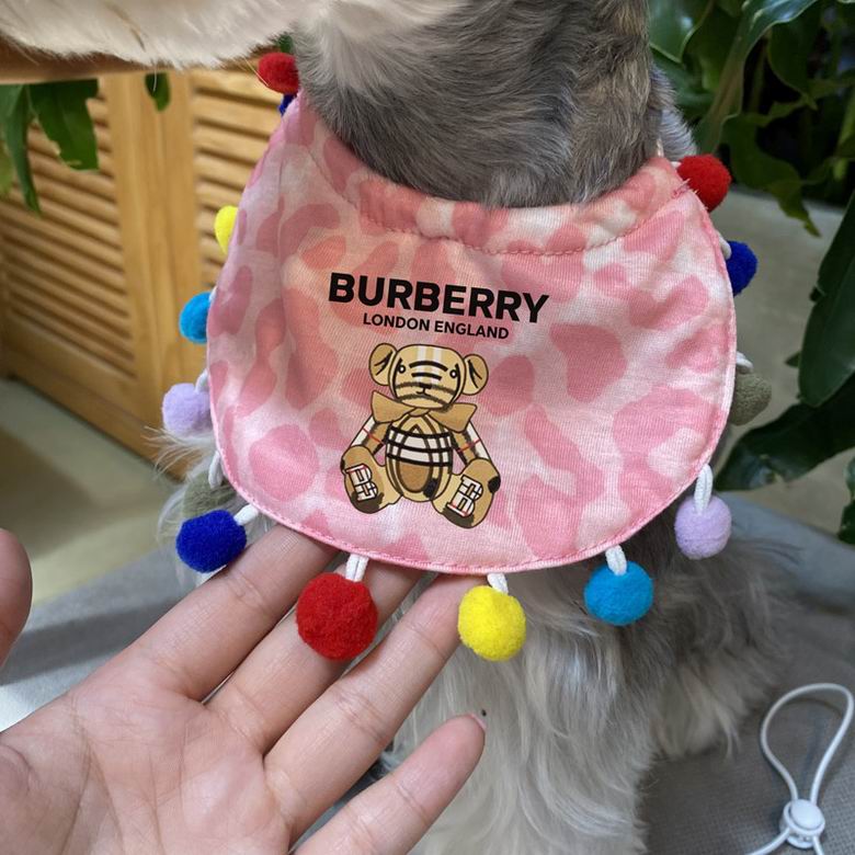 Burberry Pet Drool Wipes (6)